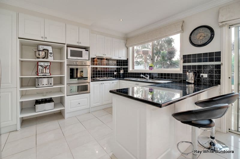 7 Norland Court, MILL PARK VIC 3082, Mill Park - Thumbnail 2