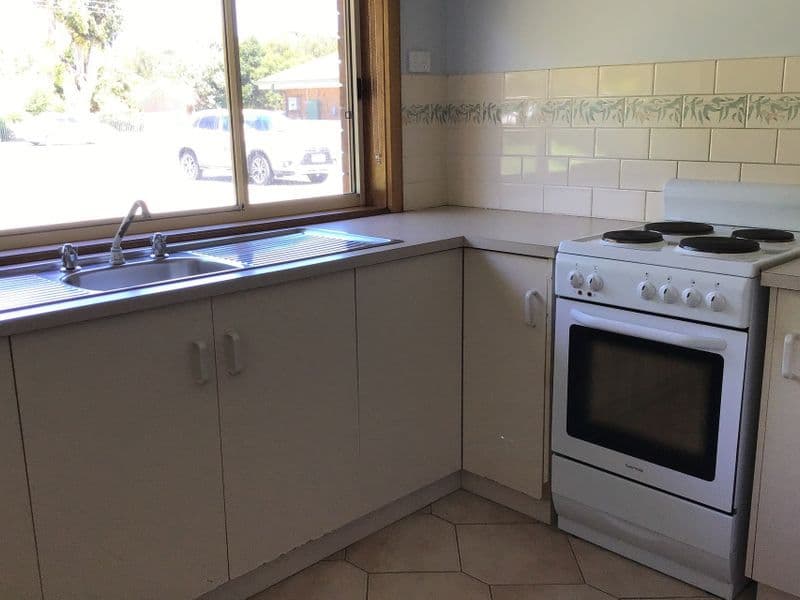 141-143 Main South Road, Yankalilla SA 5203, Yankalilla - Thumbnail 4
