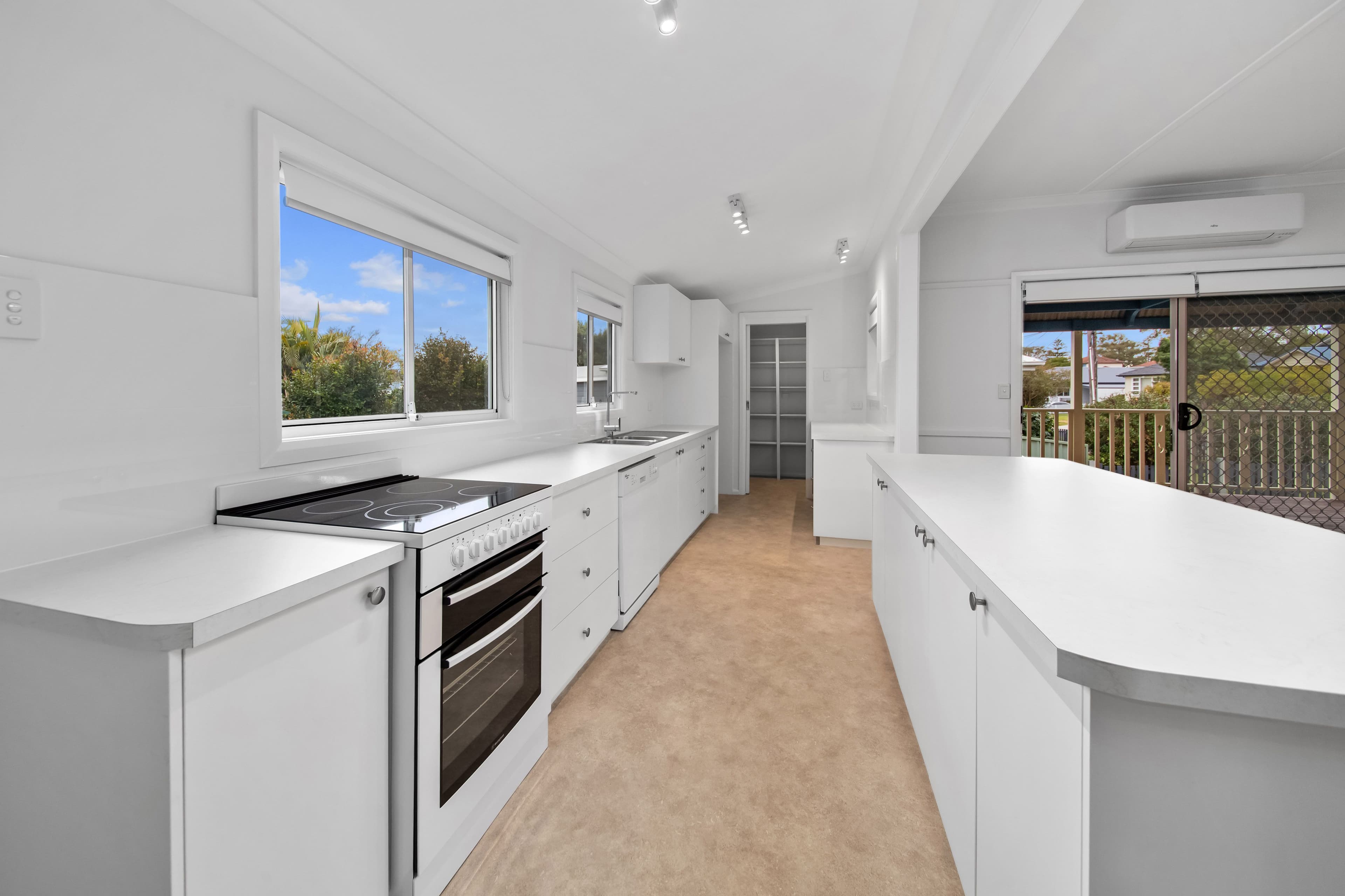 55 Wollybutt Road, Engadine NSW 2233, Engadine - Thumbnail 5