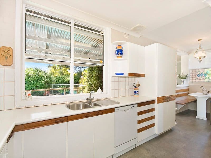 12 Essington Crescent, SYLVANIA NSW 2224, Sylvania - Thumbnail 3