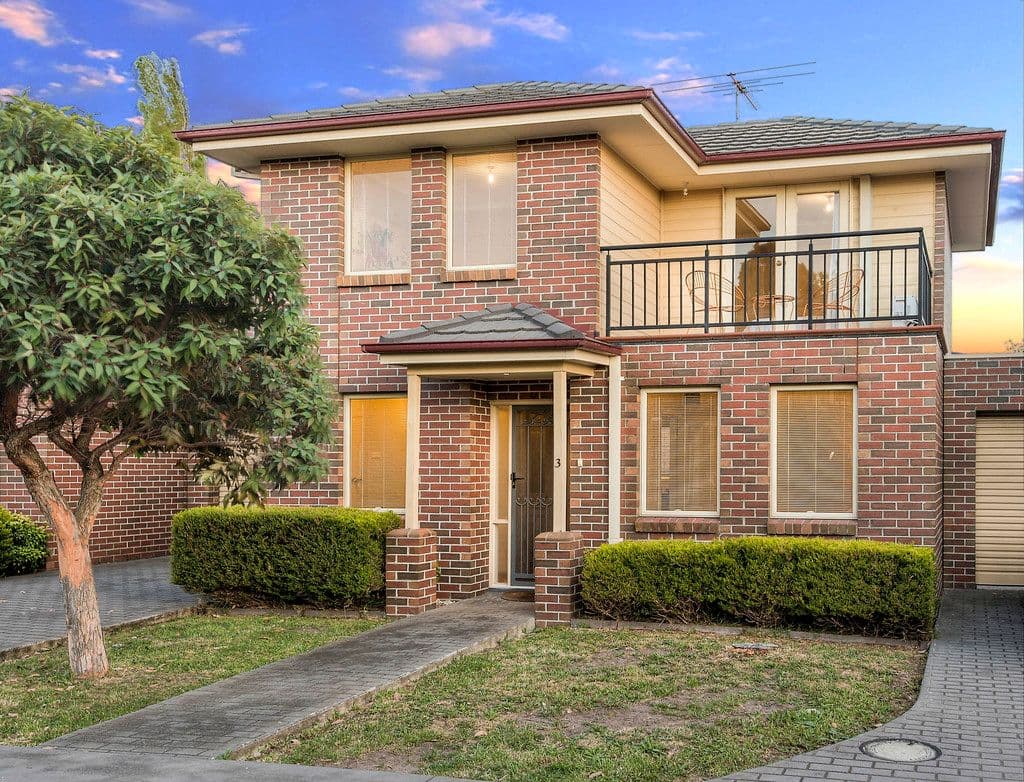 11 Bren Close, Byford WA 6122, Byford - Image 1