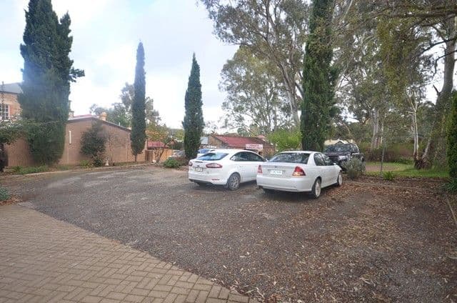 31 Old North Road, CLARE SA 5453, Clare - Thumbnail 2
