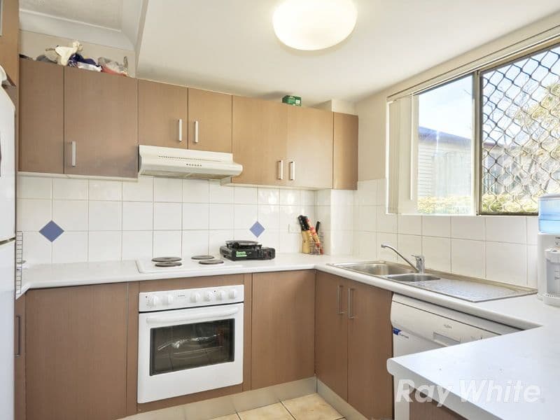 8 Amisfield Street, NUNDAH QLD 4012, Nundah - Thumbnail 3