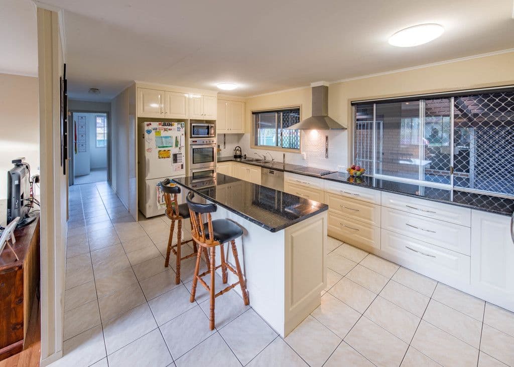 56 Miles Street, Kepnock QLD 4670, Kepnock - Thumbnail 3