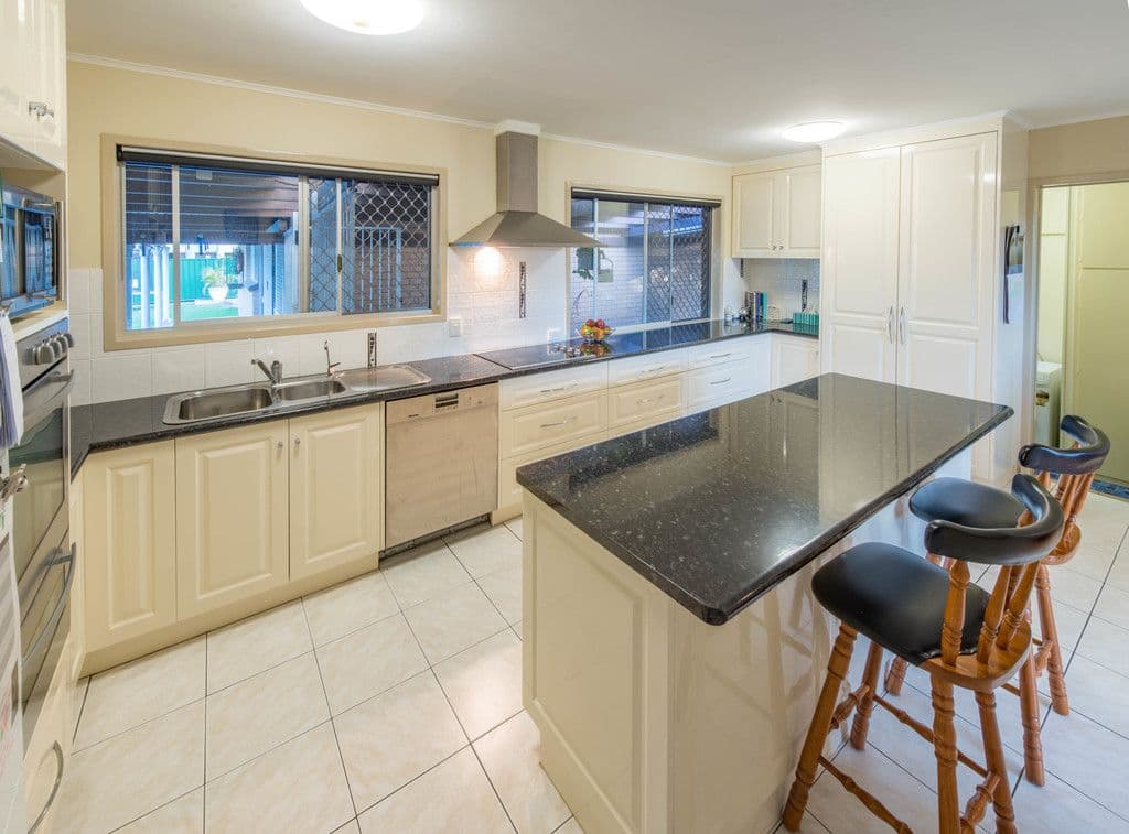 56 Miles Street, Kepnock QLD 4670, Kepnock - Thumbnail 4