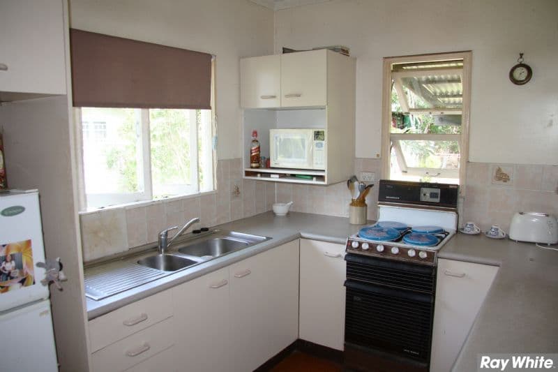 16 Hudson Avenue, MITCHELTON QLD 4053, Mitchelton - Thumbnail 4