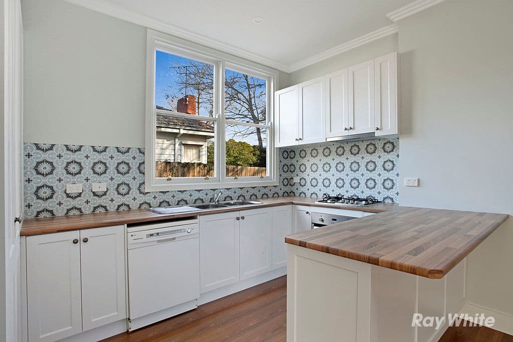 8 Central Avenue, Boronia VIC 3155, Boronia - Thumbnail 2