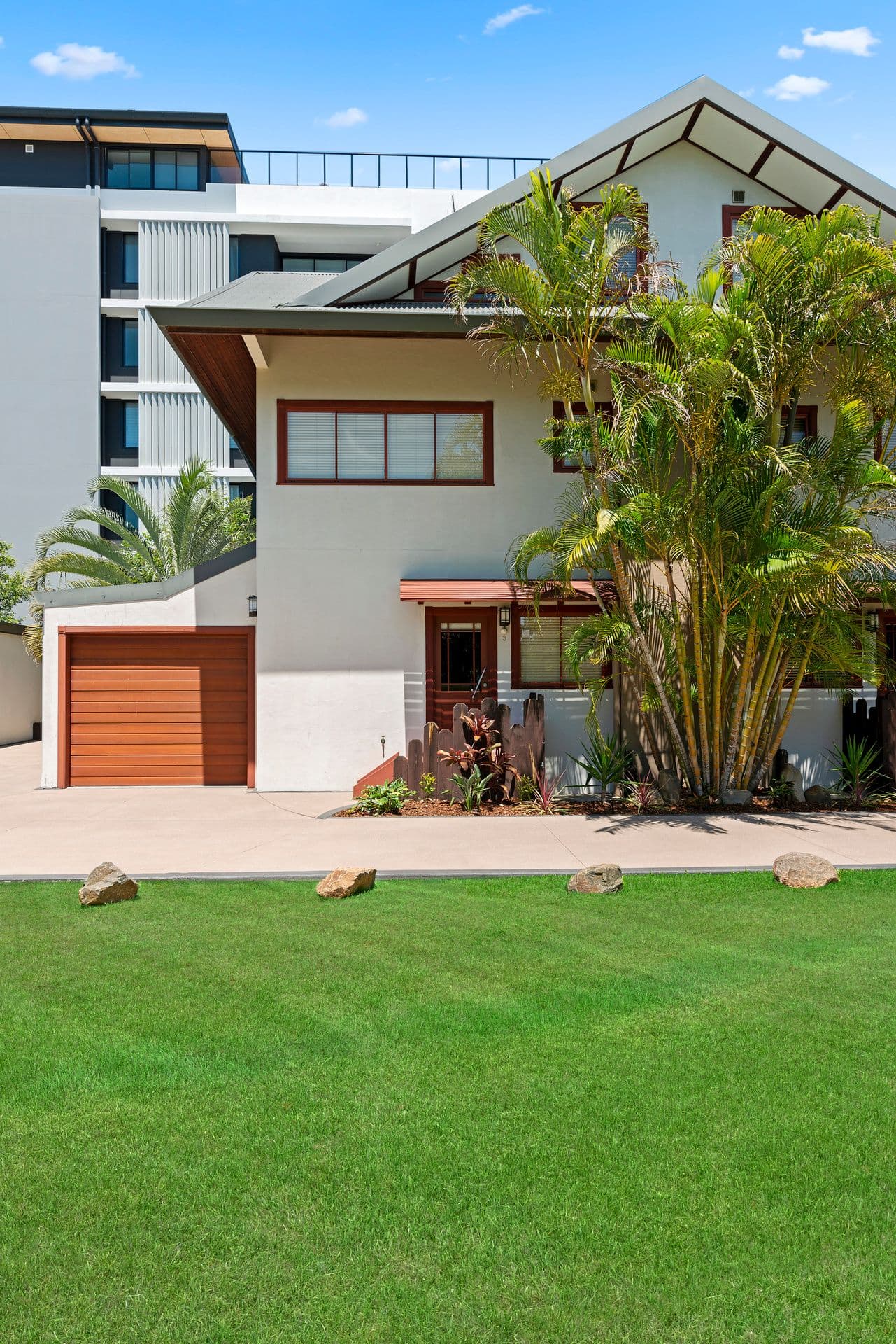 87 Golden Four Drive, Bilinga QLD 4225, Bilinga - Thumbnail 2
