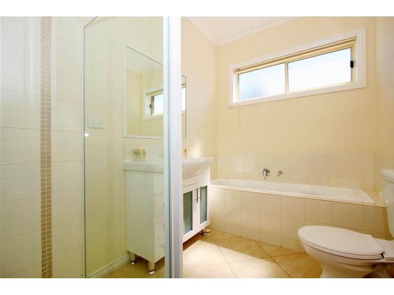 18 Paisley Street, MERNDA VIC 3754, Mernda - Thumbnail 3