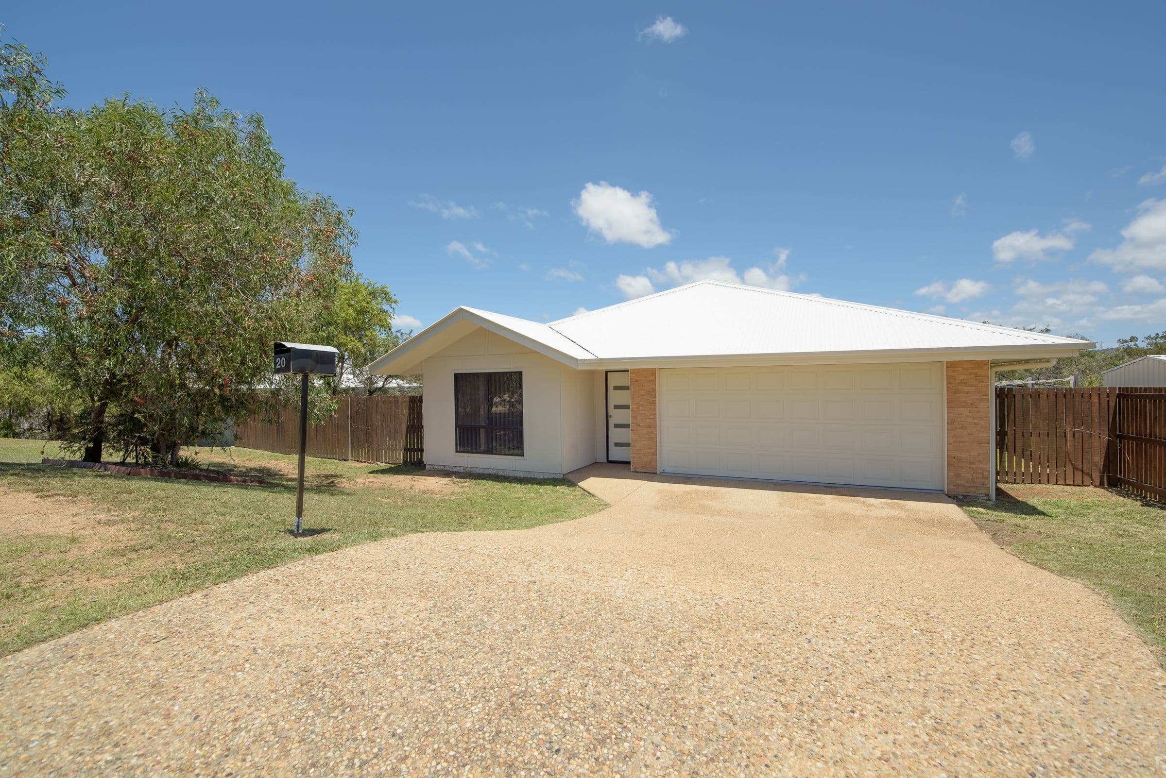 20 Stoneybrook Drive, Glen Eden QLD 4680, Glen Eden - Image 1