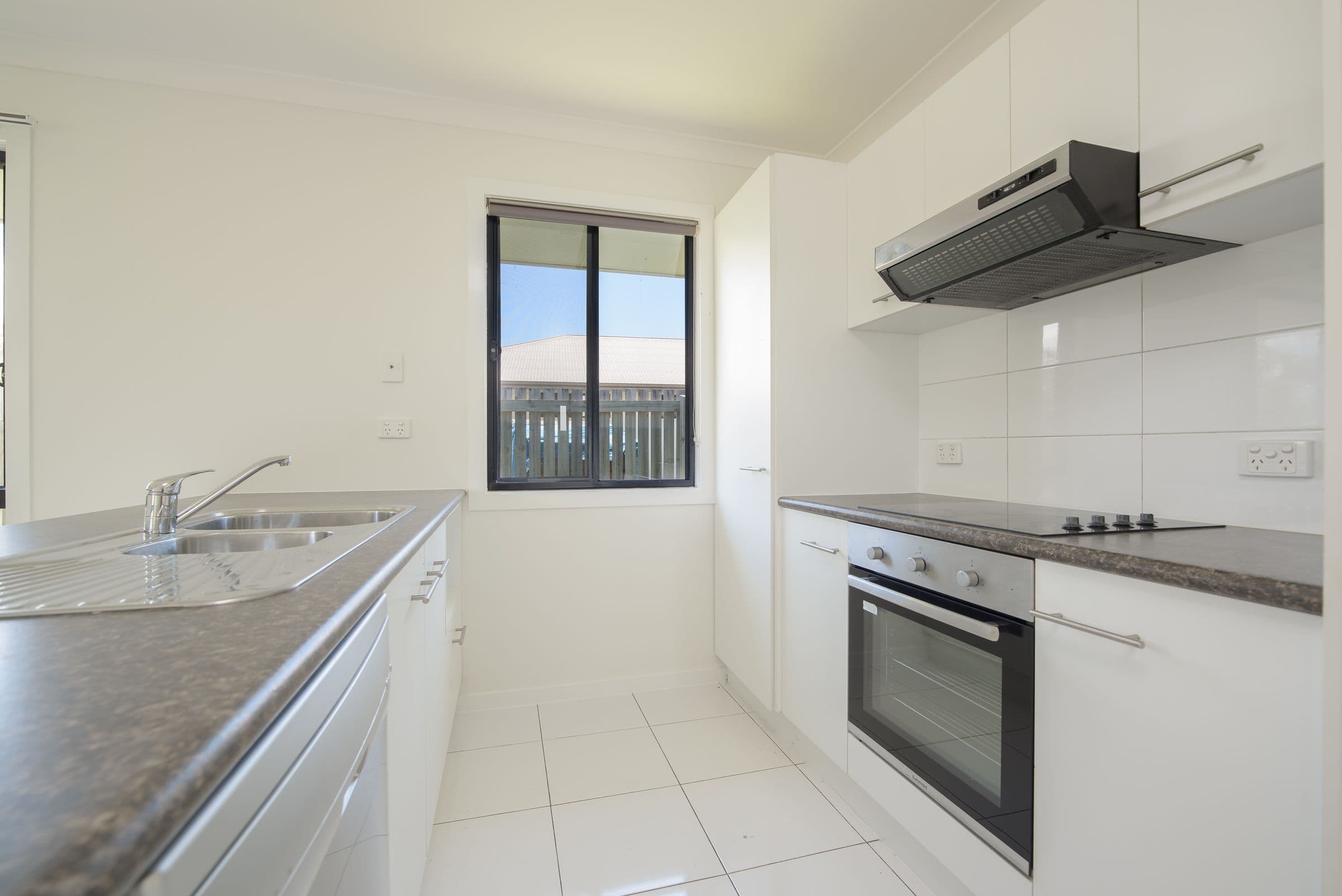 20 Stoneybrook Drive, Glen Eden QLD 4680, Glen Eden - Thumbnail 3