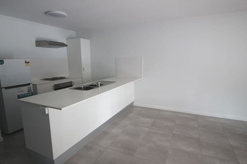 18 Willowood Place, FERNVALE QLD 4306, Fernvale - Thumbnail 3