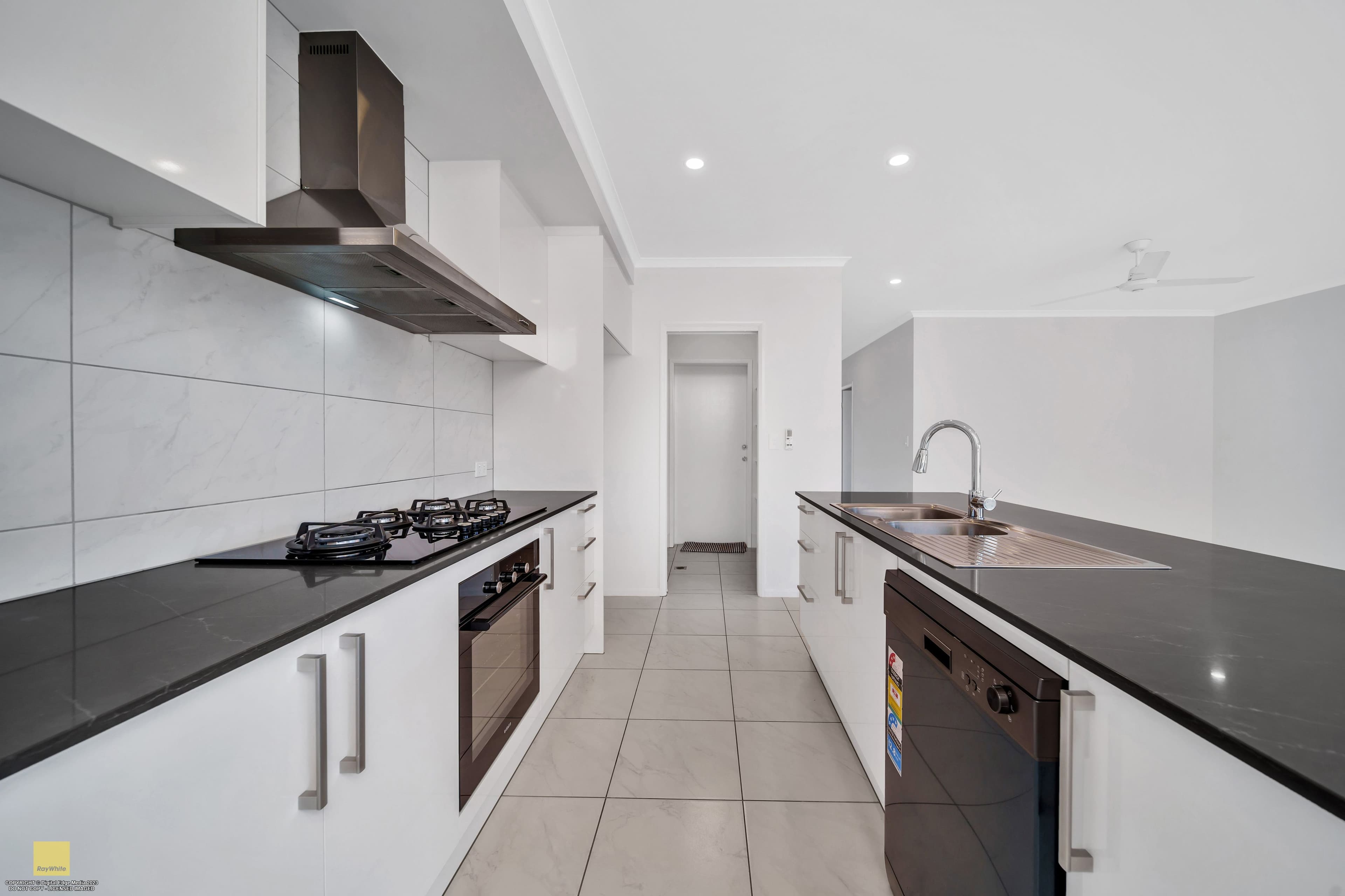 38 Lacebark Crescent, Bentley Park QLD 4869, Bentley Park - Thumbnail 3