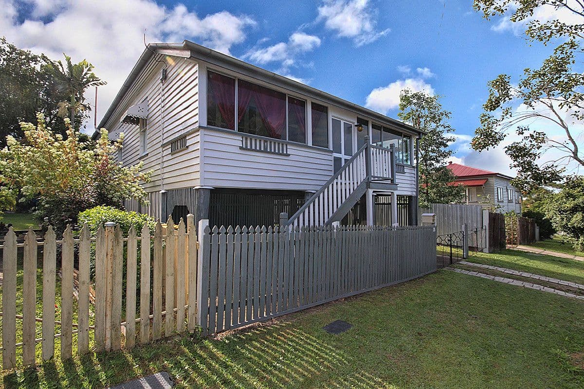 28 Lawrence Street, North Ipswich QLD 4305, North Ipswich - Thumbnail 2