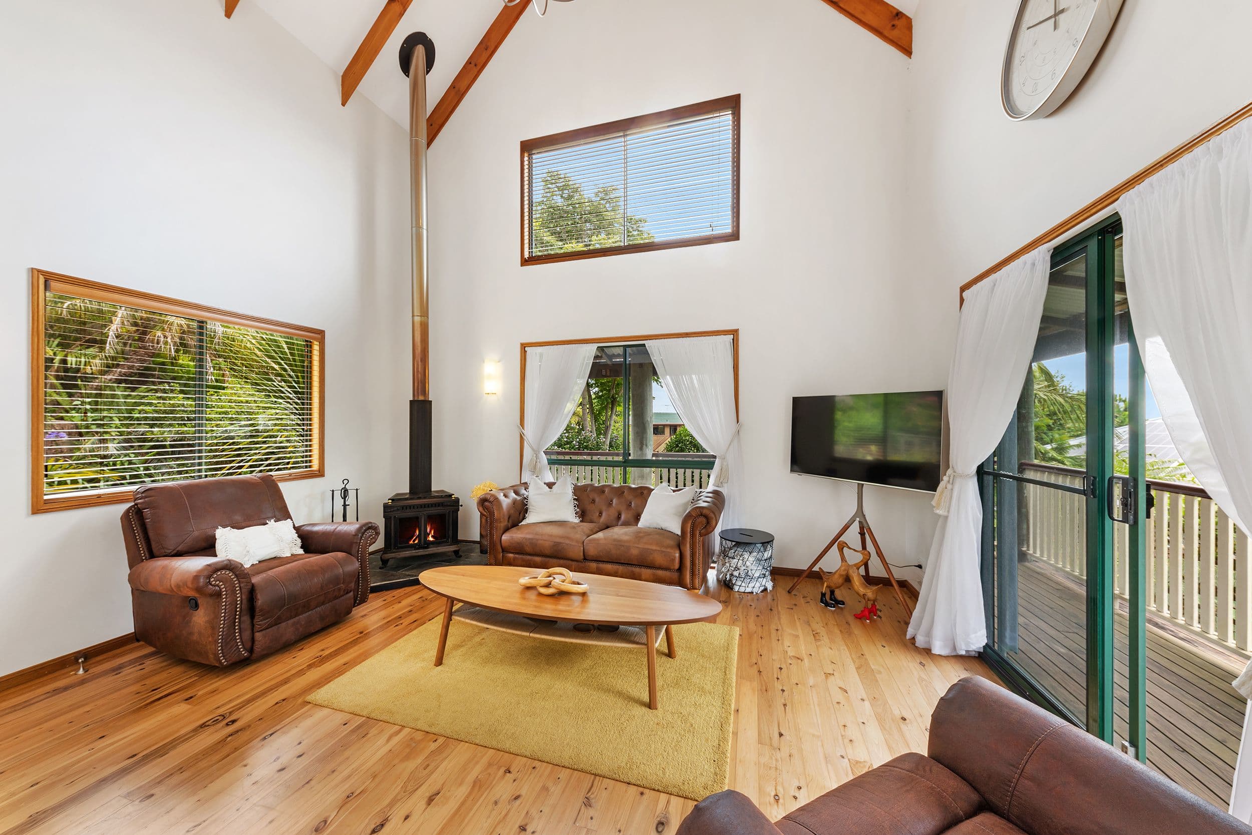 129 Contour Road, Tamborine Mountain QLD 4272, Tamborine Mountain - Thumbnail 2