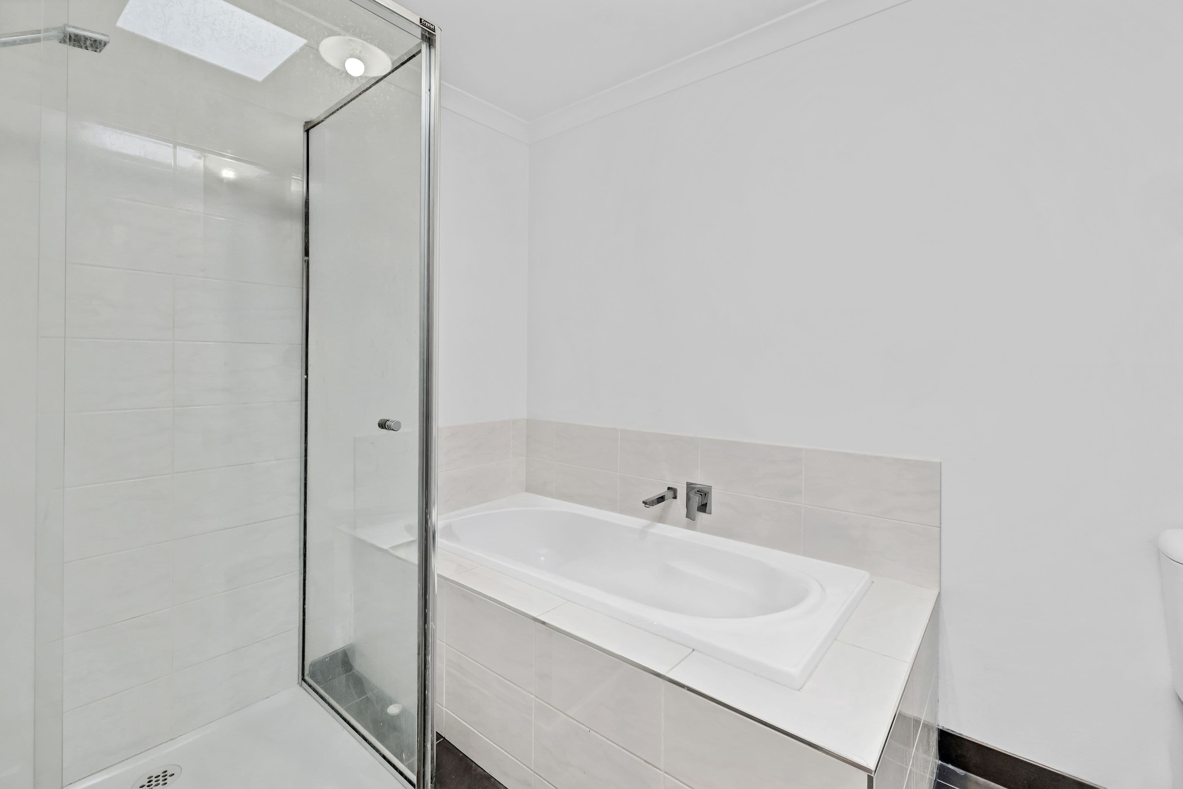 13 Brittle Gum Road, Cranbourne East VIC 3977, Cranbourne East - Thumbnail 7