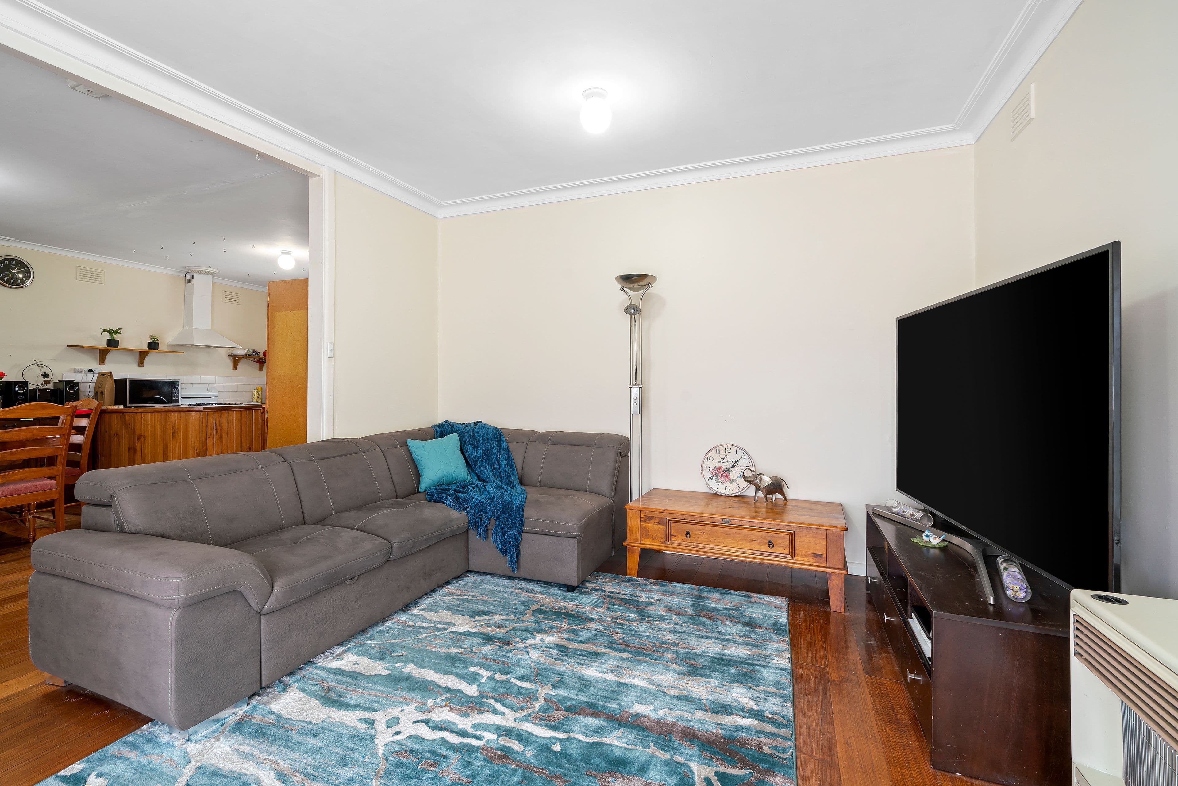 6 Hume Street, Sunbury VIC 3429, Sunbury - Thumbnail 2