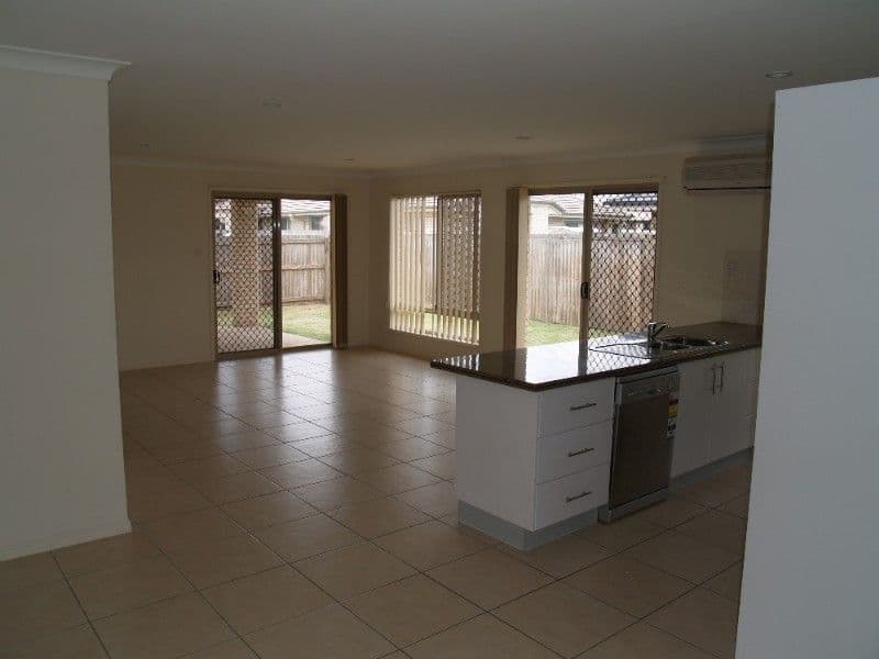 12 Stanford Place, LAIDLEY QLD 4341, Laidley - Thumbnail 7