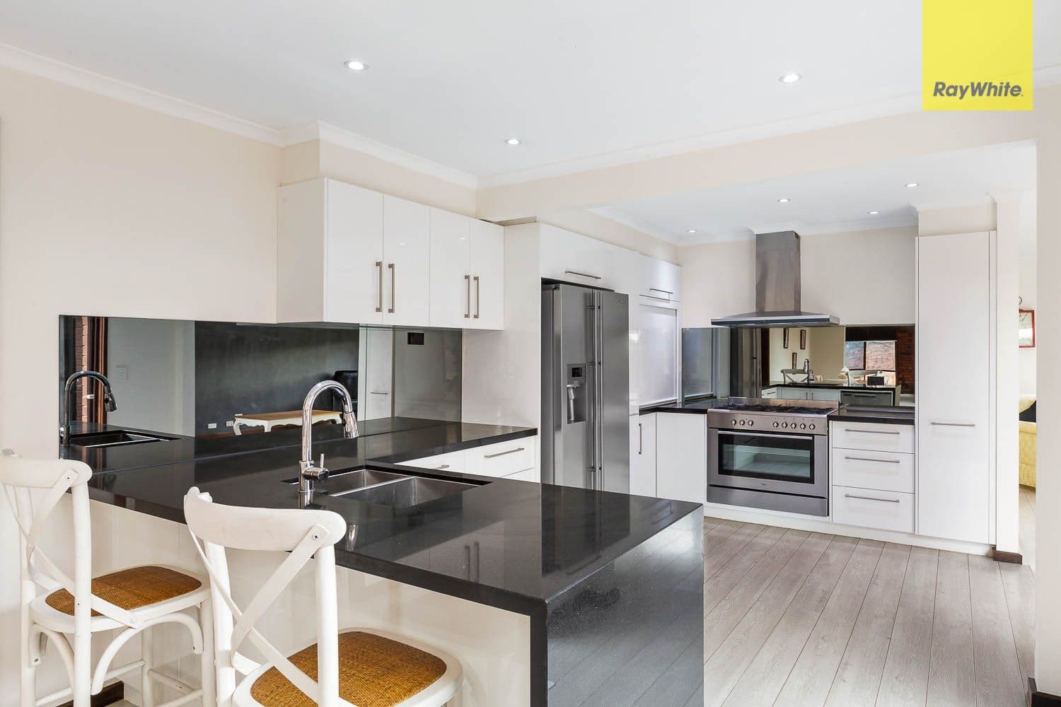 5 Witney Court, Darley VIC 3340, Darley - Thumbnail 2