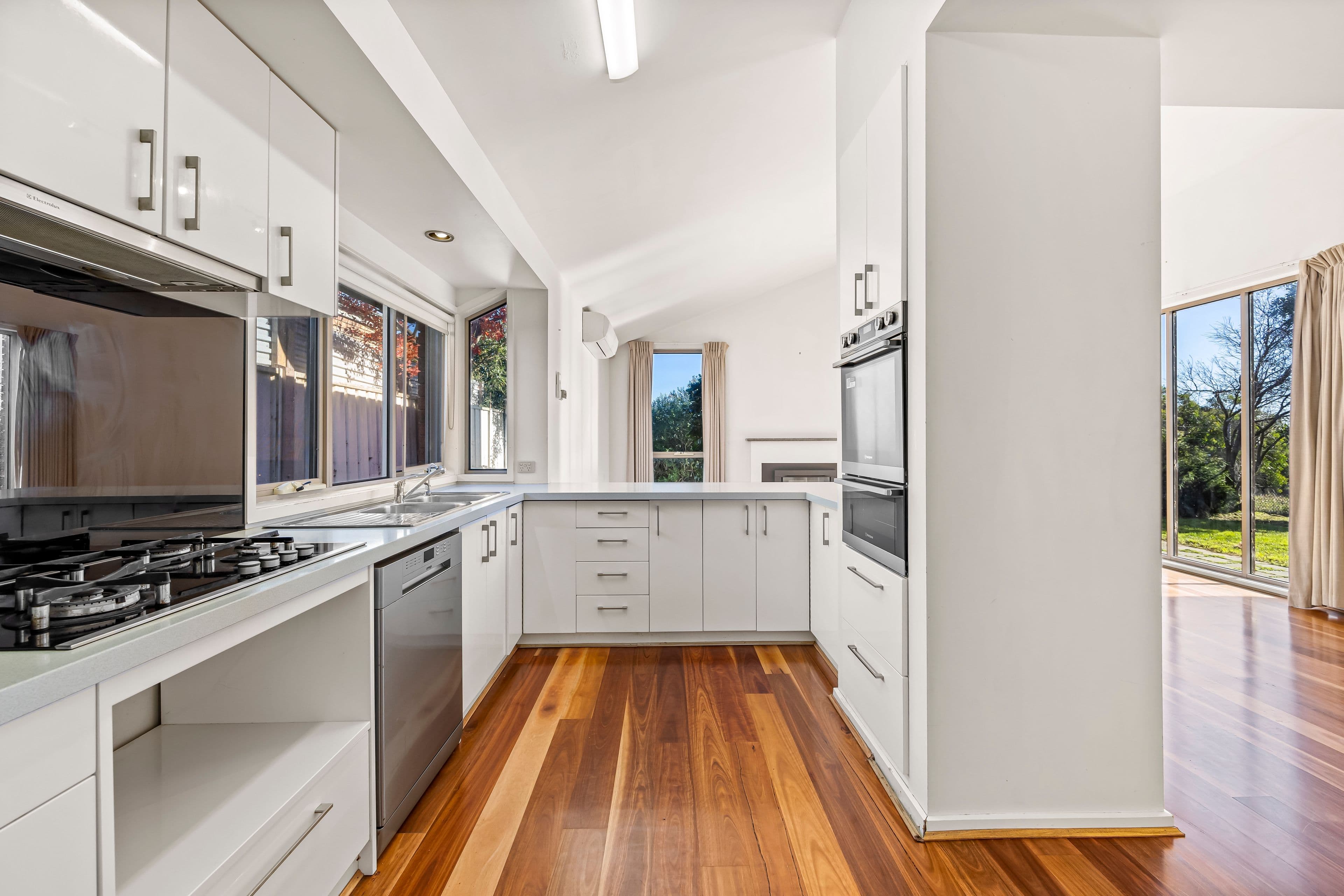 37 Midlands Drive, Ballarat North VIC 3350, Ballarat North - Thumbnail 4