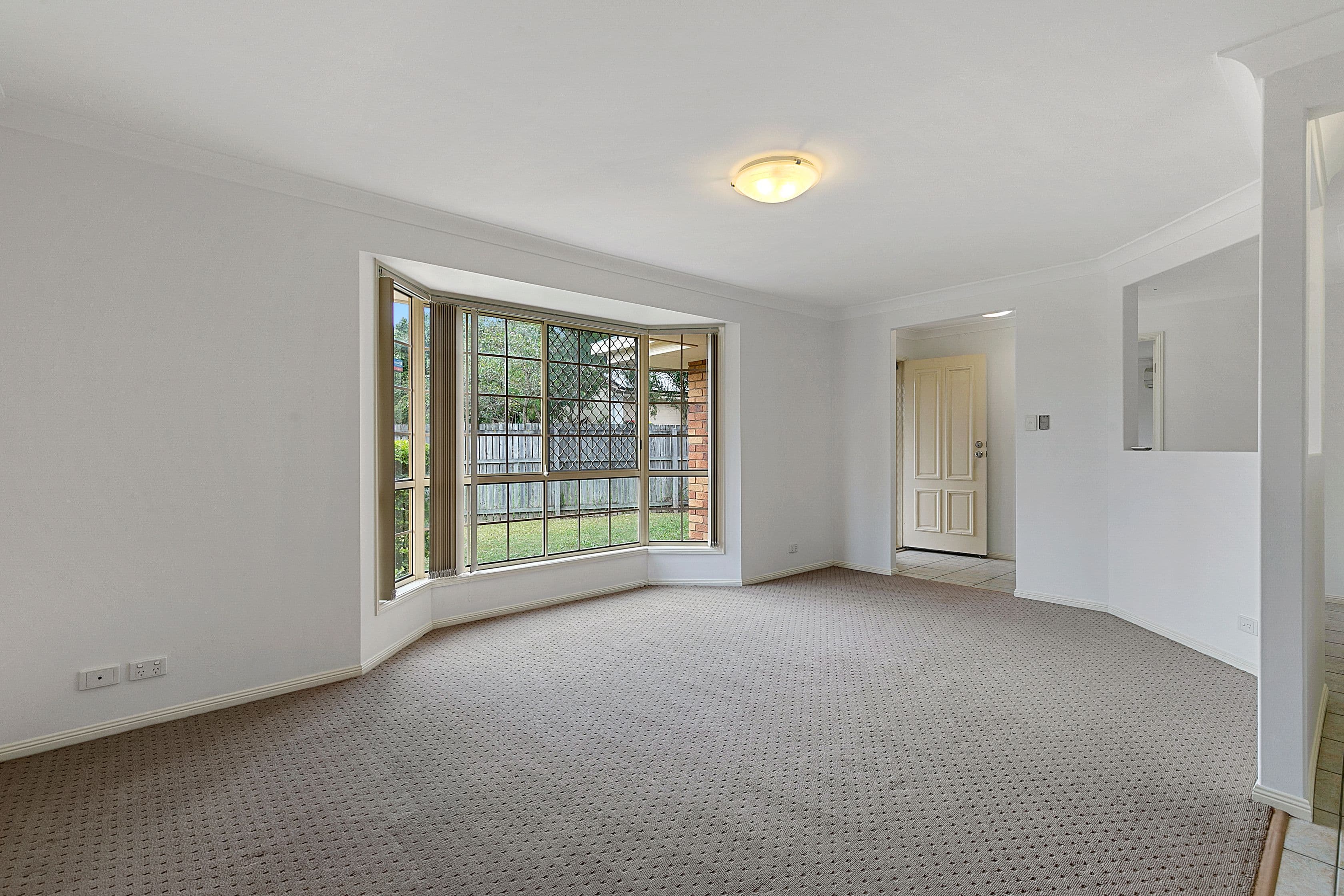 13 Folkestone Court, Wellington Point QLD 4160, Wellington Point - Thumbnail 2
