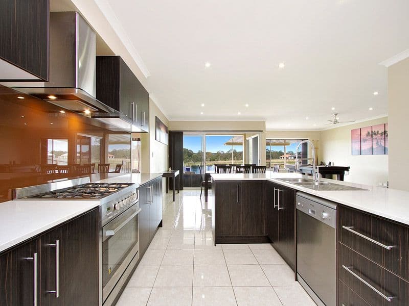 24 Lakeland Court, LOGANHOLME QLD 4129, Loganholme - Thumbnail 5