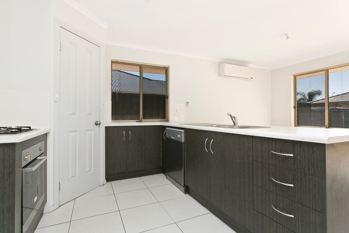 22 Gairdner Boulevard, ANDREWS FARM SA 5114, Andrews Farm - Thumbnail 2