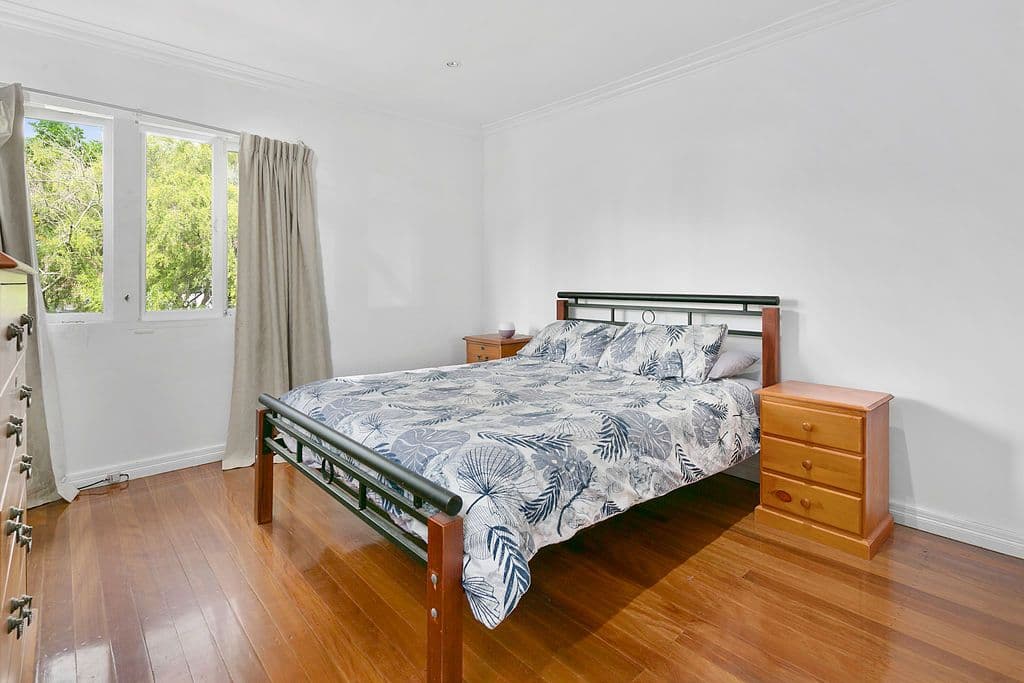 137 Sterculia Avenue, Holland Park West QLD 4121, Holland Park West - Thumbnail 7