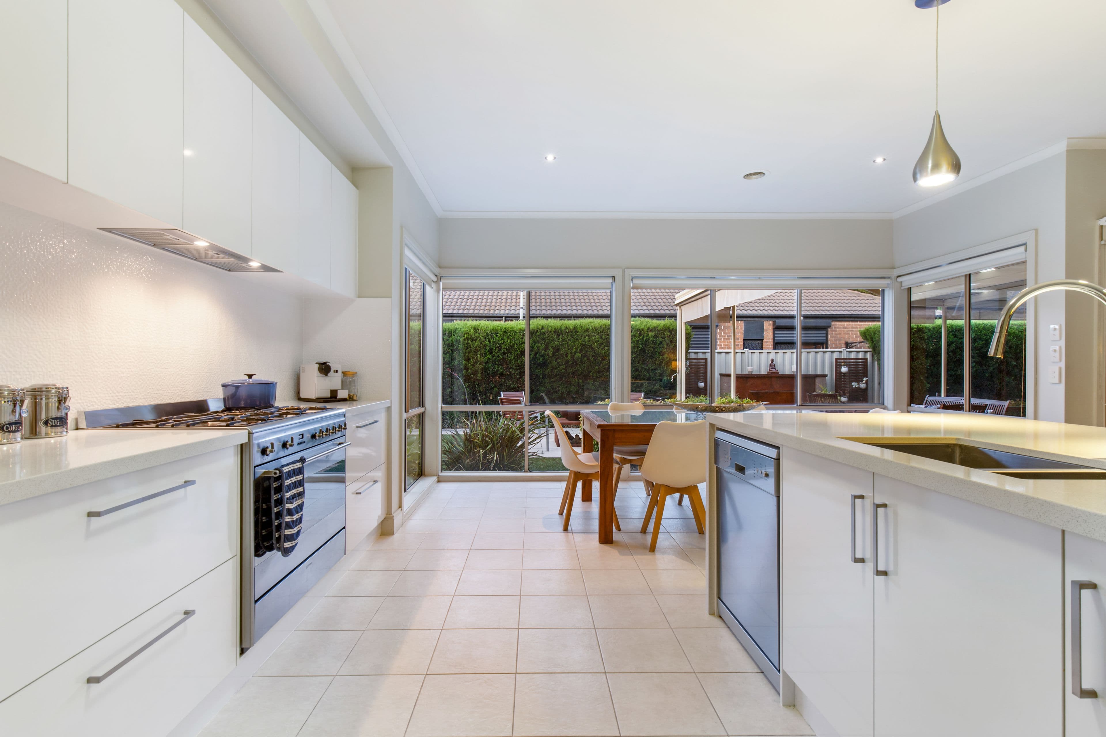 33 Edgbaston Parade, Caroline Springs VIC 3023, Caroline Springs - Thumbnail 6