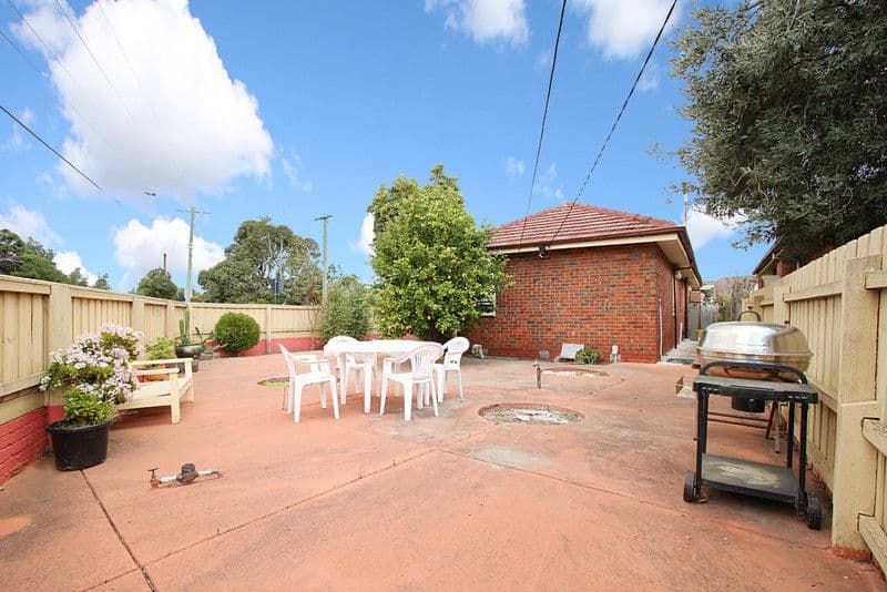 76 Haughton Road, OAKLEIGH VIC 3166, Oakleigh - Thumbnail 5