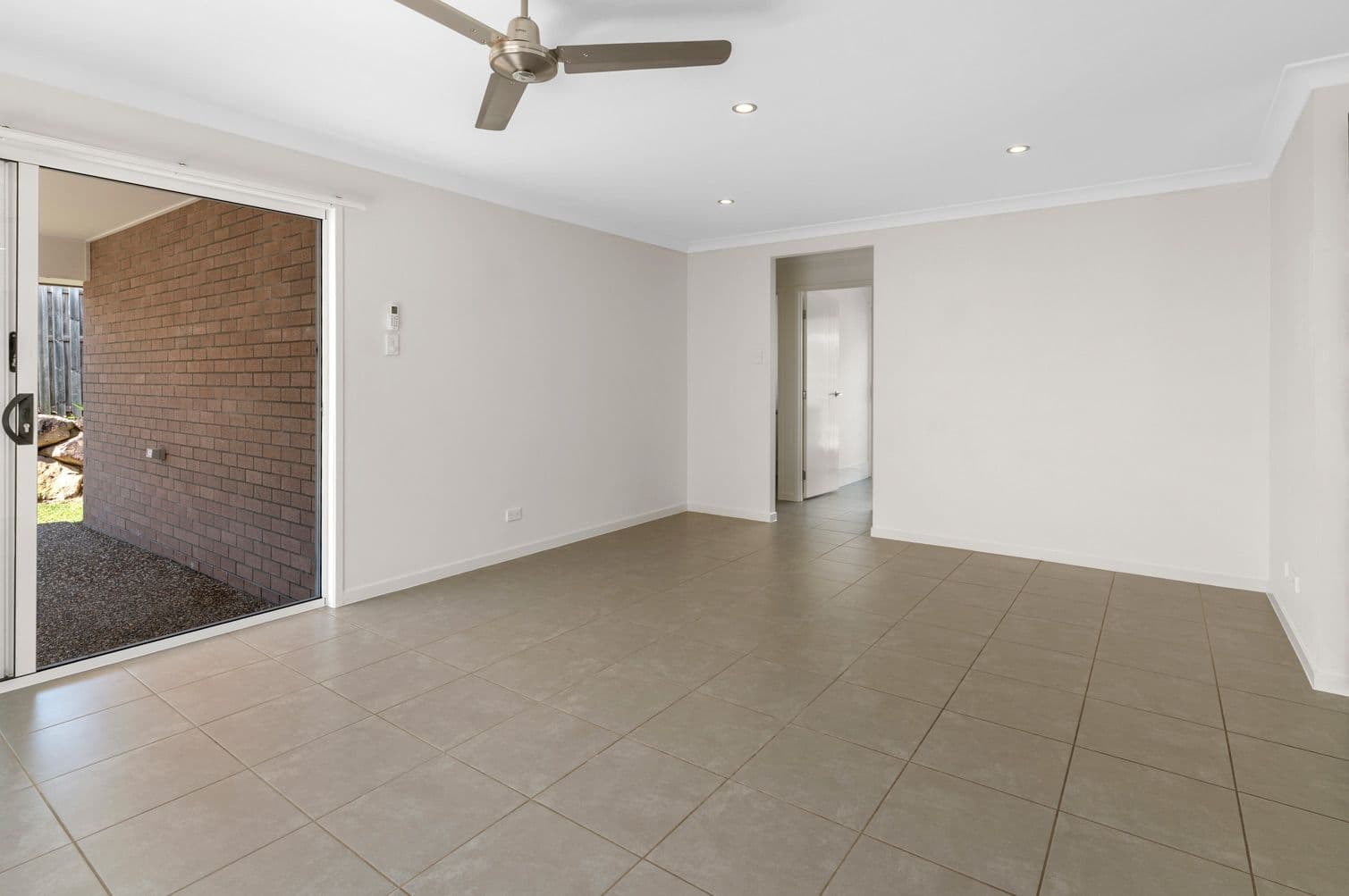30 Charles Avenue, Pimpama QLD 4209, Pimpama - Thumbnail 7