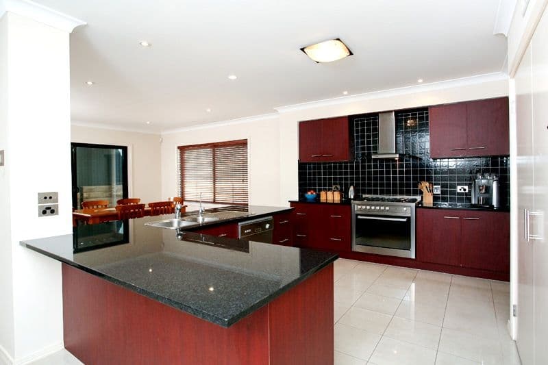 42 Jackaroo Crescent, WALKLEY HEIGHTS SA 5098, Walkley Heights - Thumbnail 2