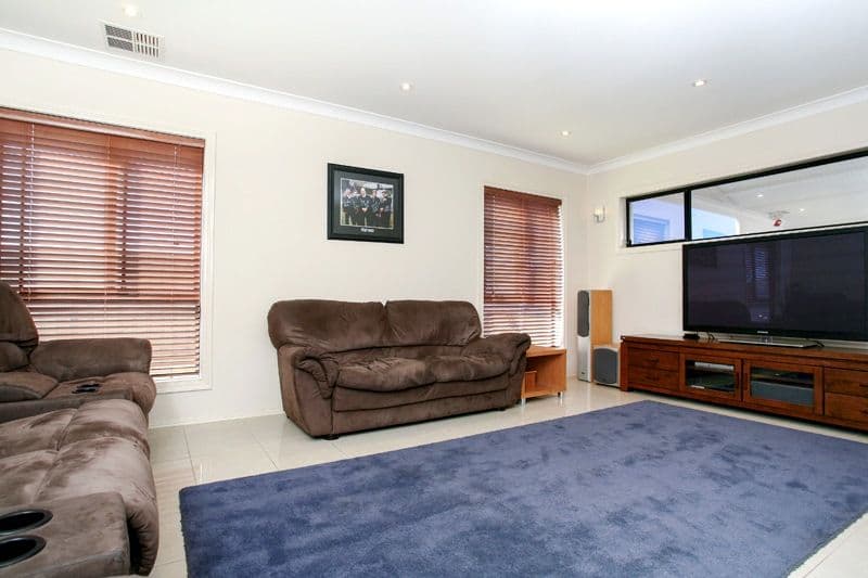 42 Jackaroo Crescent, WALKLEY HEIGHTS SA 5098, Walkley Heights - Thumbnail 4