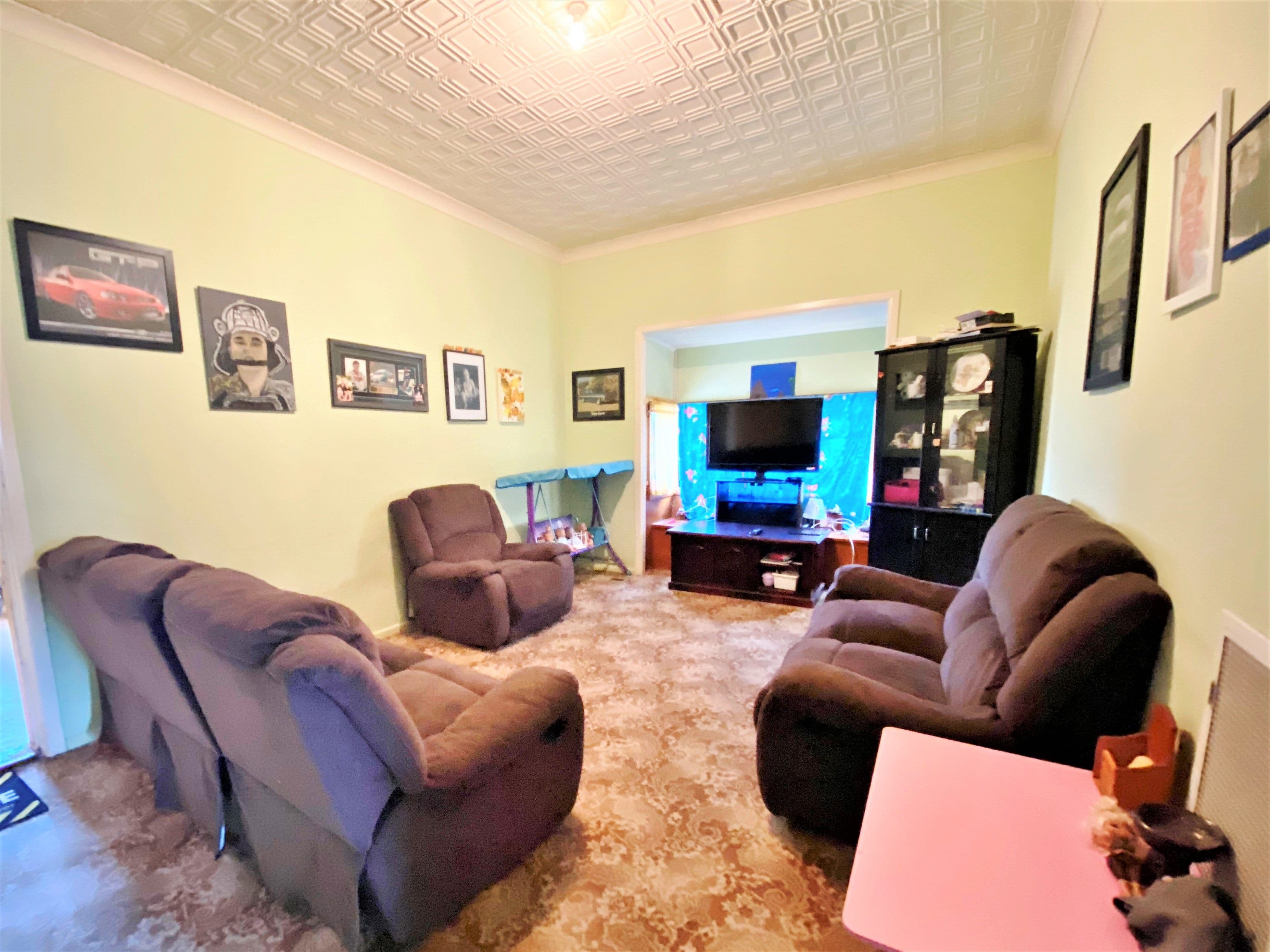 35 William Street, Young NSW 2594, Young - Thumbnail 2