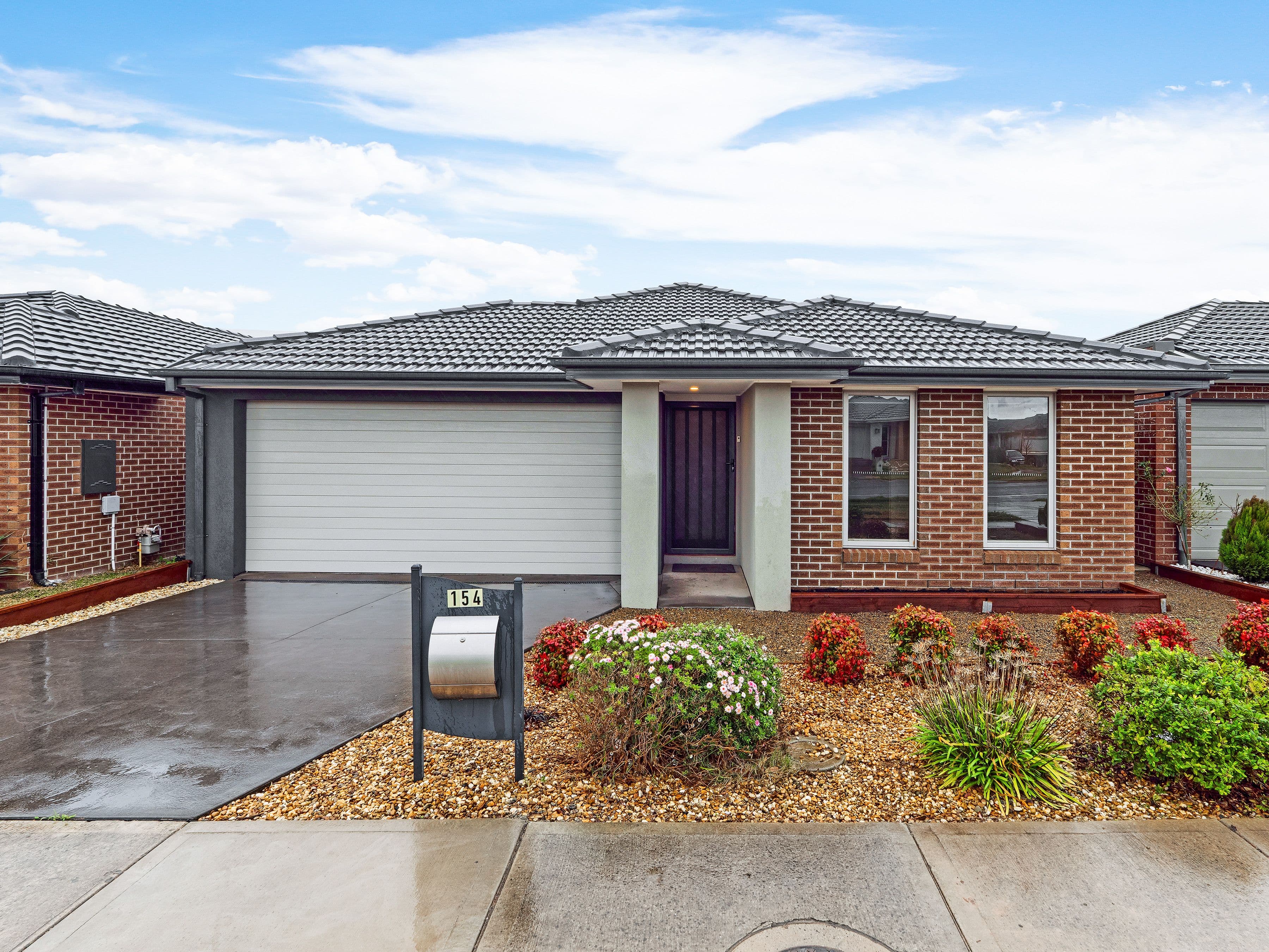 154 Thoroughbred Drive, Clyde North VIC 3978, Clyde North - Image 1