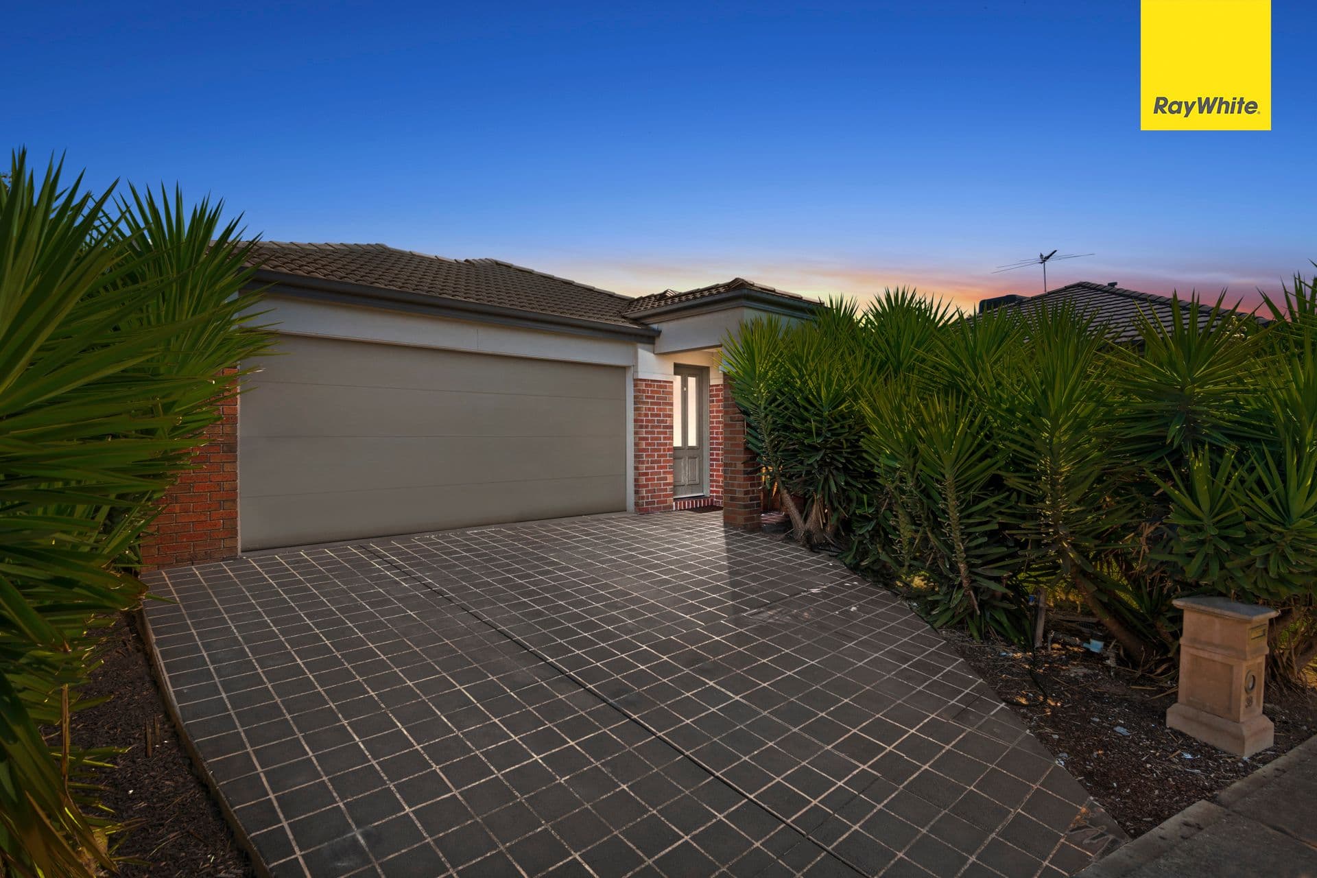 38 Duncombe Park Way, Deer Park VIC 3023, Deer Park - Image 1