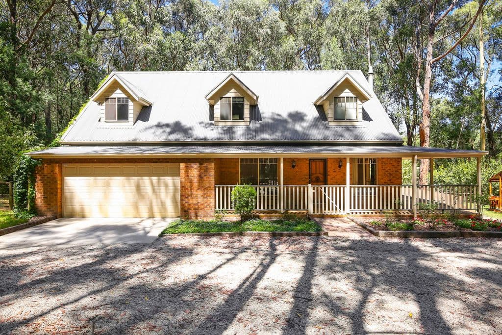 300 Glenview Road, Launching Place VIC 3139, Launching Place - Image 1