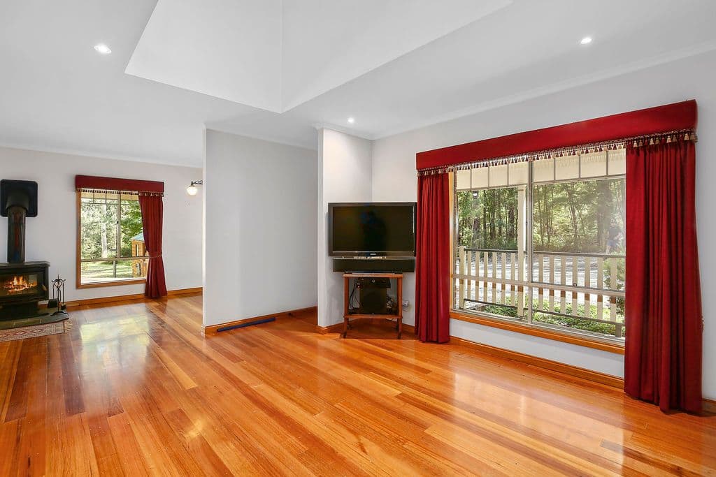 300 Glenview Road, Launching Place VIC 3139, Launching Place - Thumbnail 5