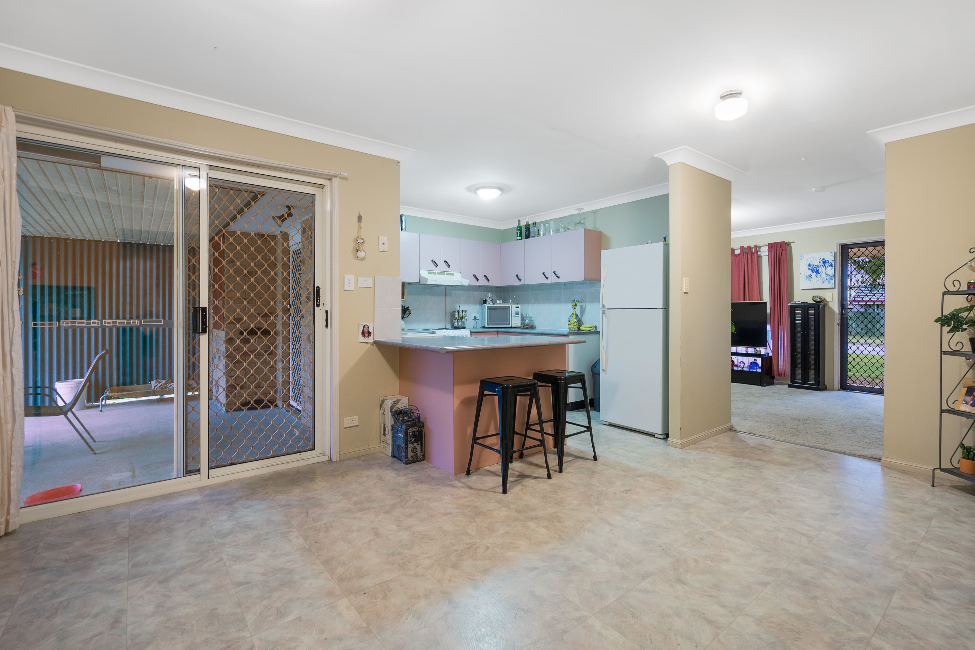 2 Parkside Drive, Crestmead QLD 4132, Crestmead - Thumbnail 2