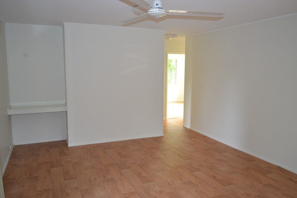6 Almond Street, Holloways Beach QLD 4878, Holloways Beach - Thumbnail 2
