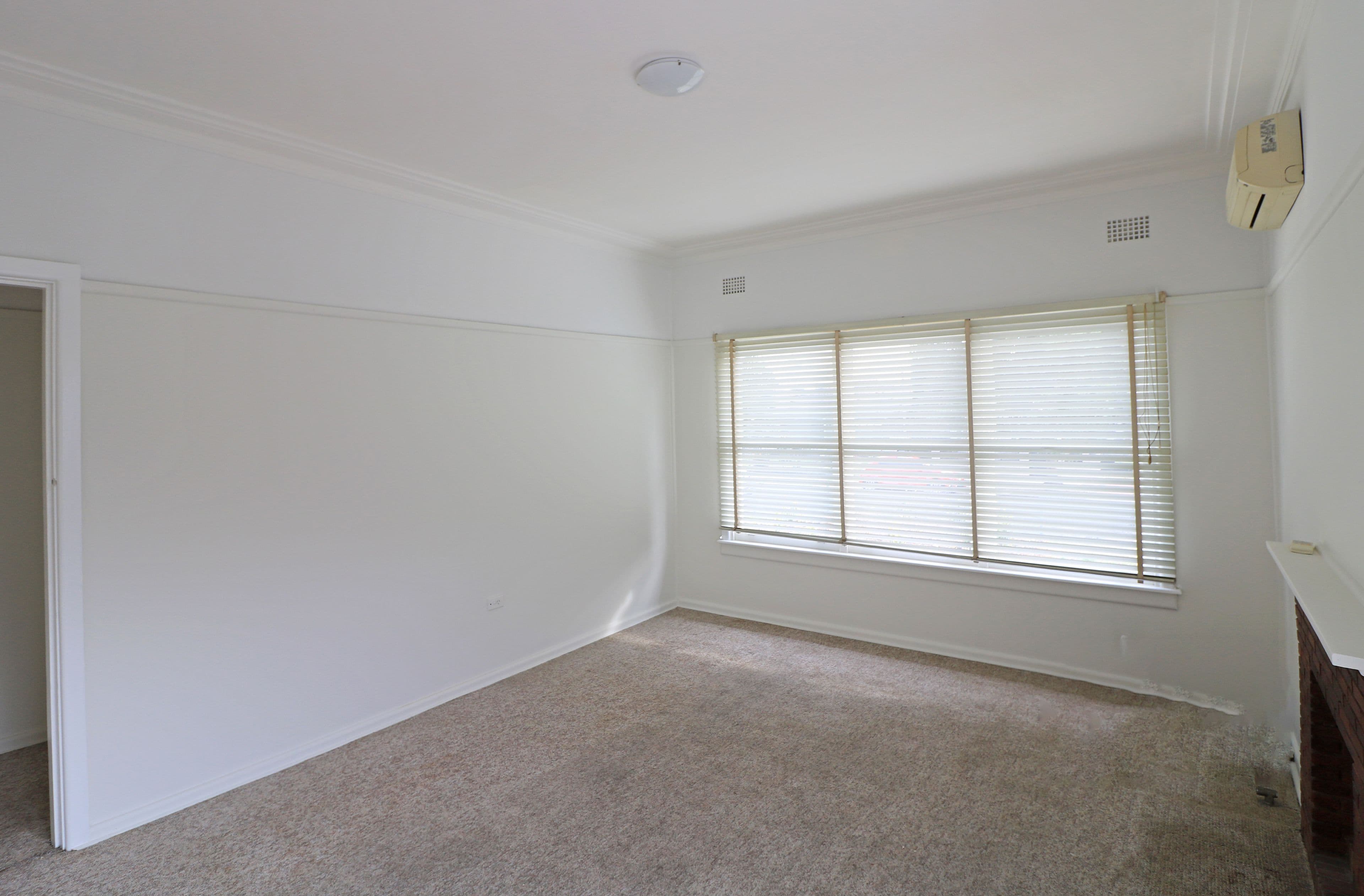 34 Eurabbie Street, Cabramatta - Thumbnail 2