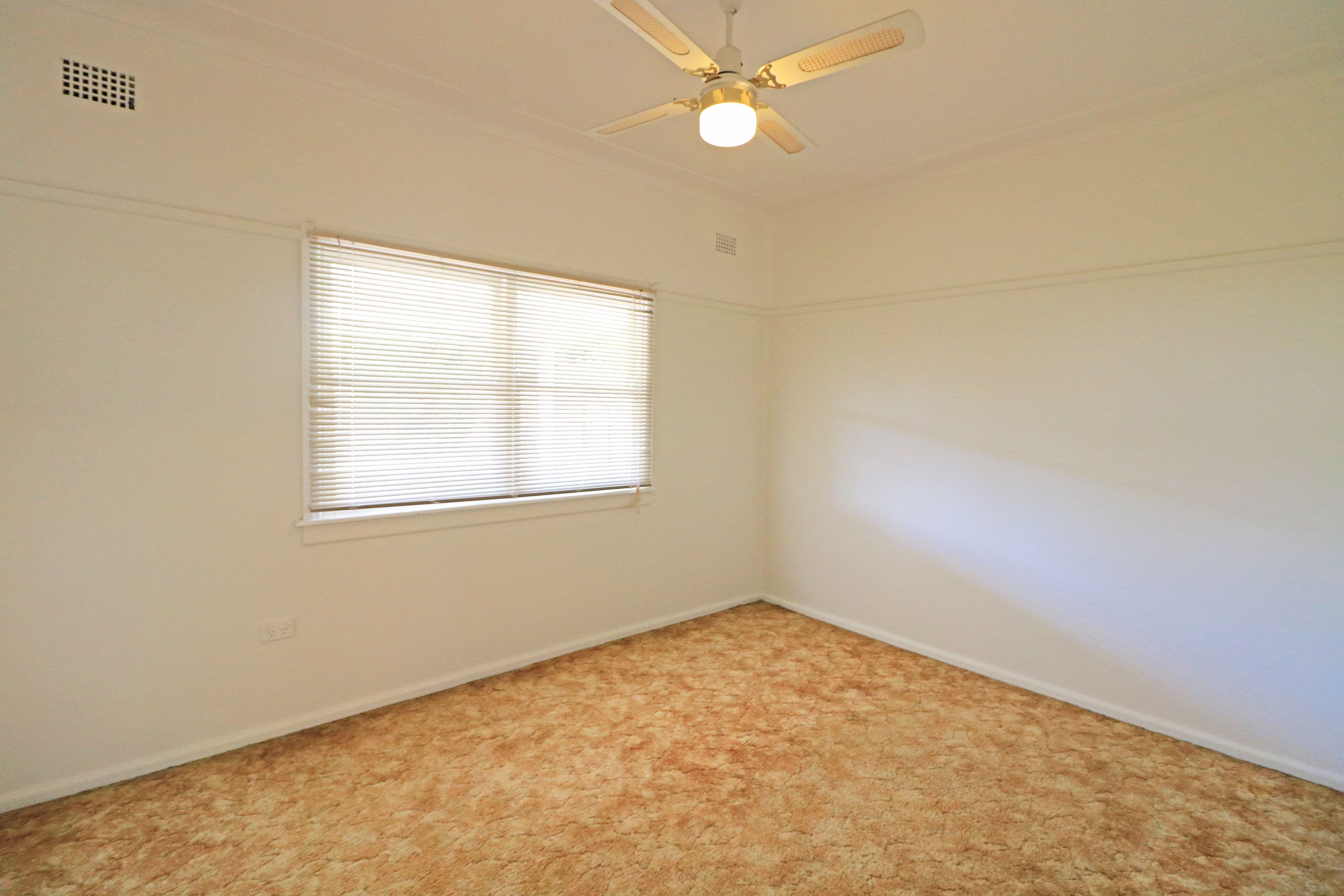 34 Eurabbie Street, Cabramatta - Thumbnail 4