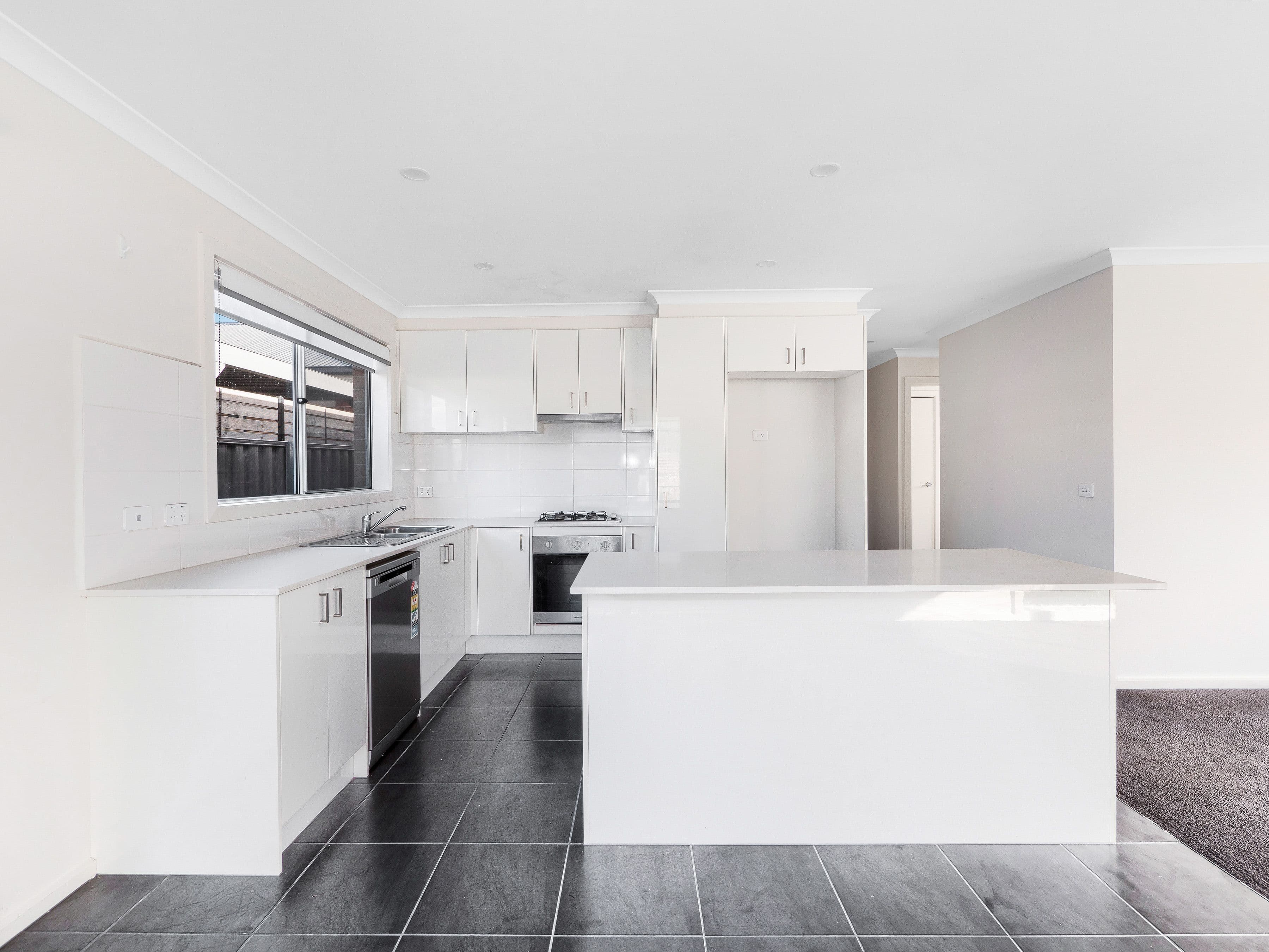 43 Manchester Circuit, Longwarry VIC 3816, Longwarry - Thumbnail 3