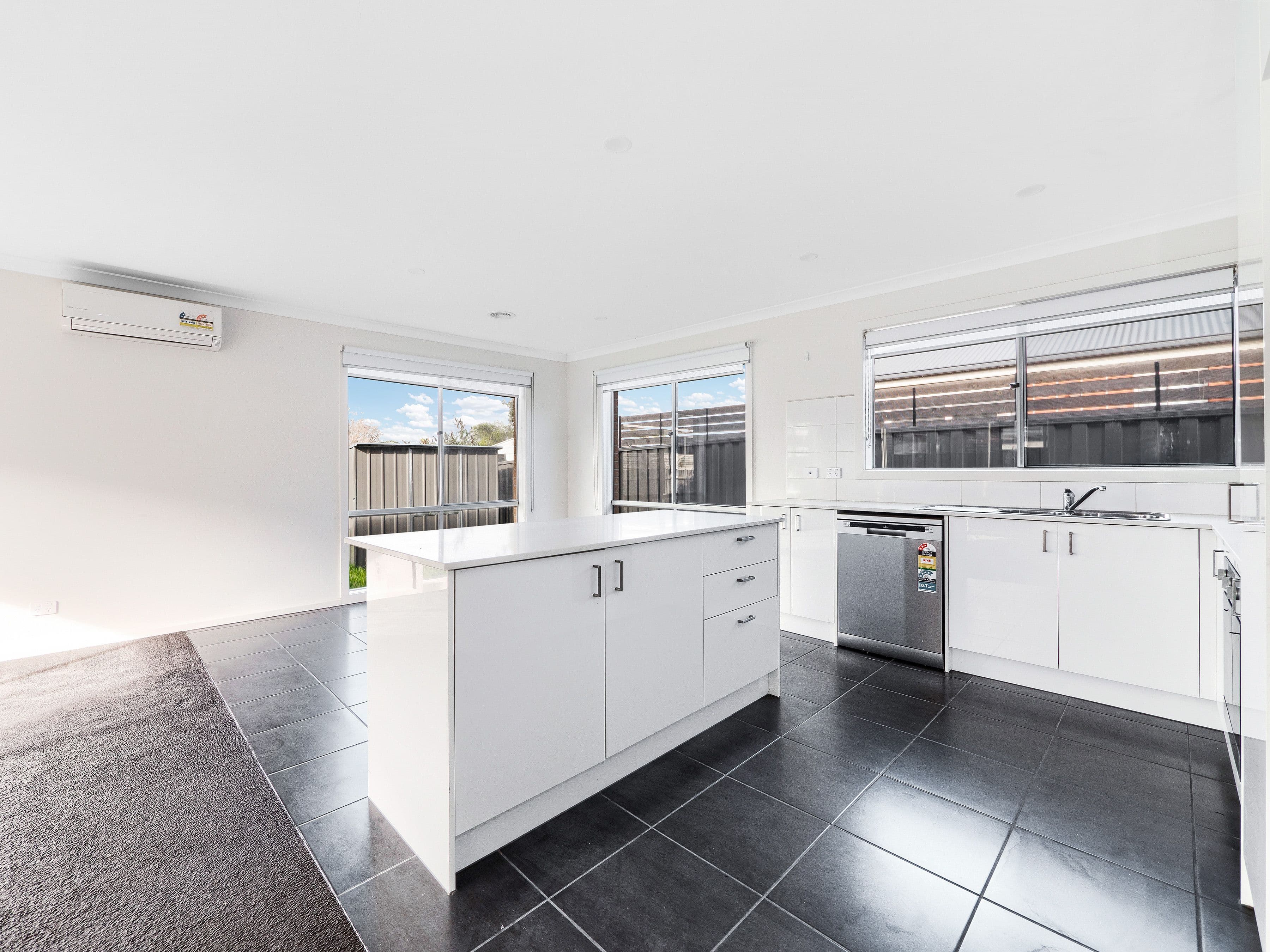 43 Manchester Circuit, Longwarry VIC 3816, Longwarry - Thumbnail 4