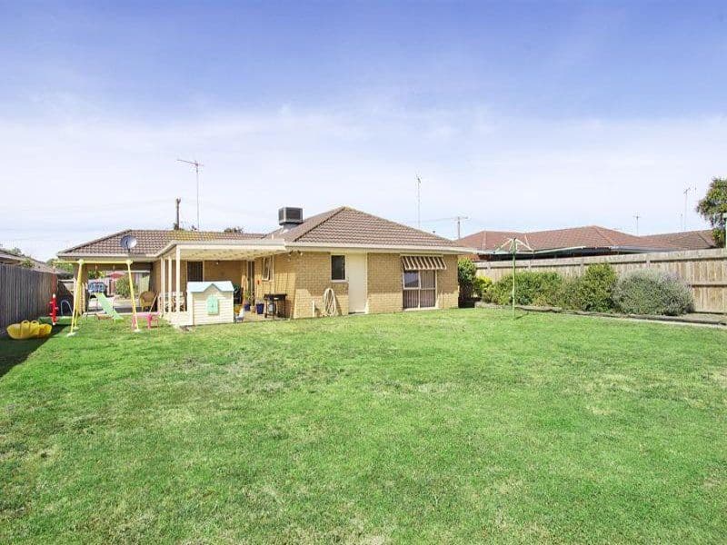 6 Sirius Court, ST ALBANS PARK VIC 3219, St Albans Park - Thumbnail 8