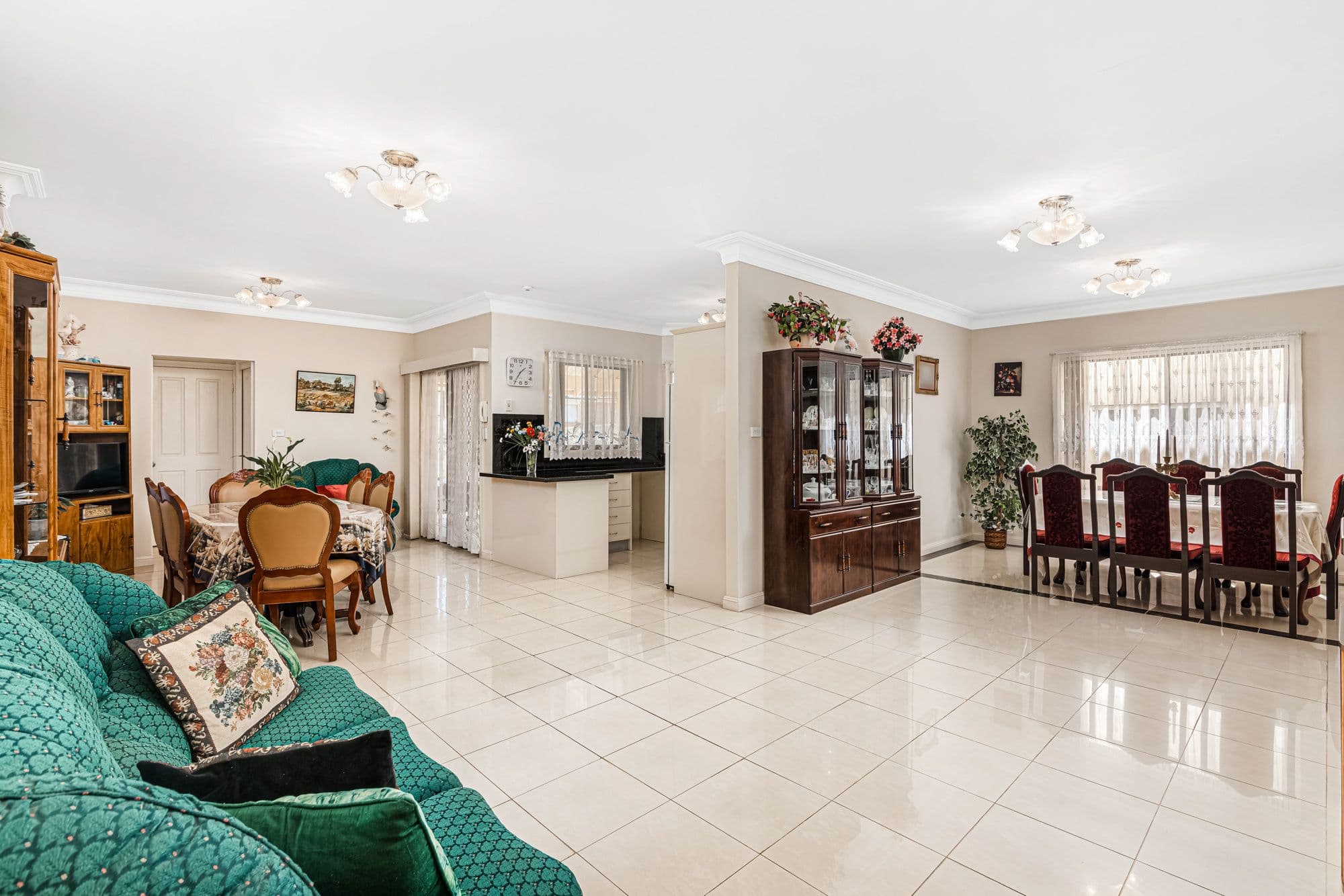 80 Harraden Drive, West Hoxton NSW 2171, West Hoxton - Thumbnail 2