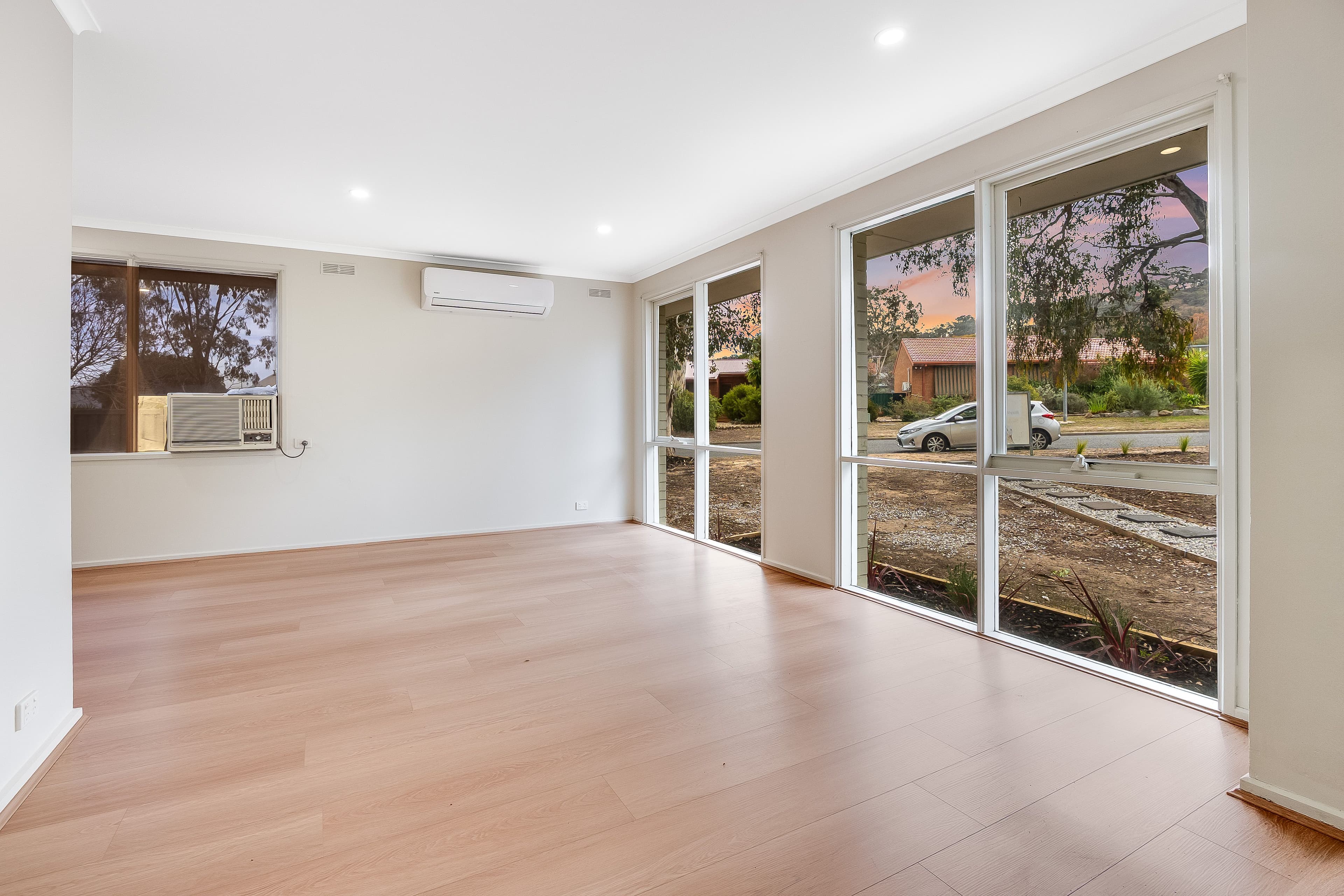 14 Conmurra Way, Springdale Heights NSW 2641, Springdale Heights - Thumbnail 2