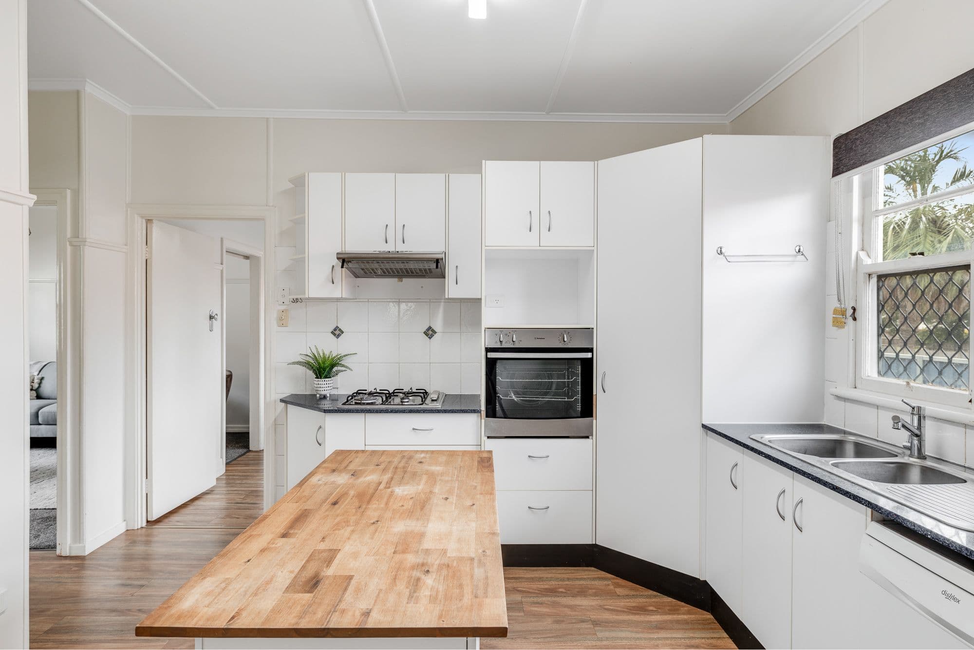22 Warwick Street, Harristown QLD 4350, Harristown - Thumbnail 8
