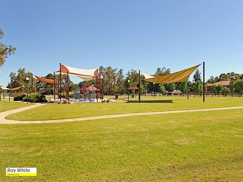 16 McKenzie Street, MUCHEA WA 6501, Muchea - Thumbnail 2