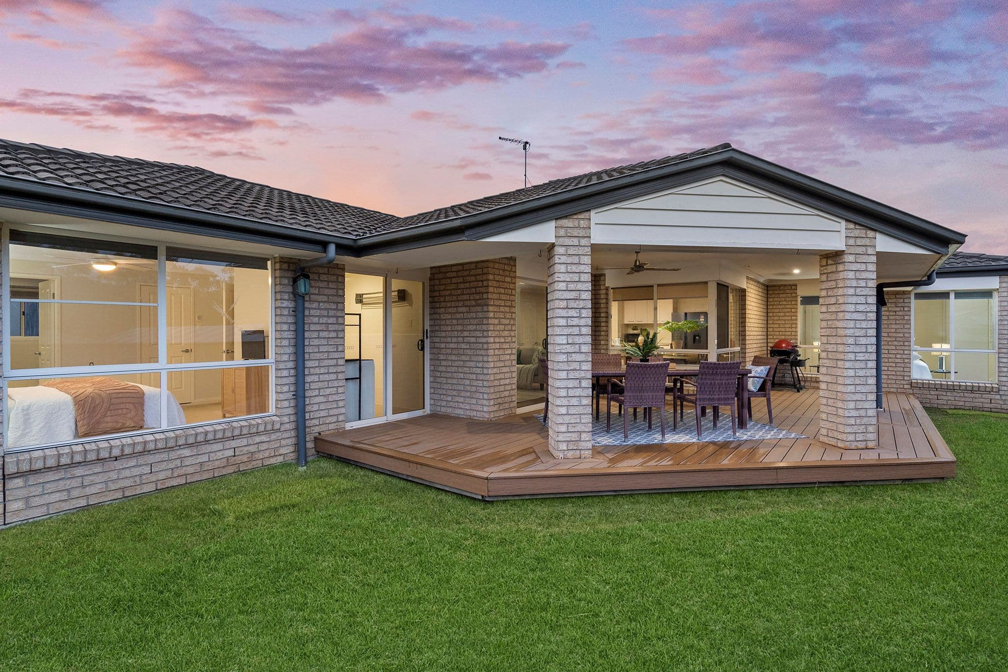 4 Haughton Street, Pacific Pines QLD 4211, Pacific Pines - Thumbnail 2